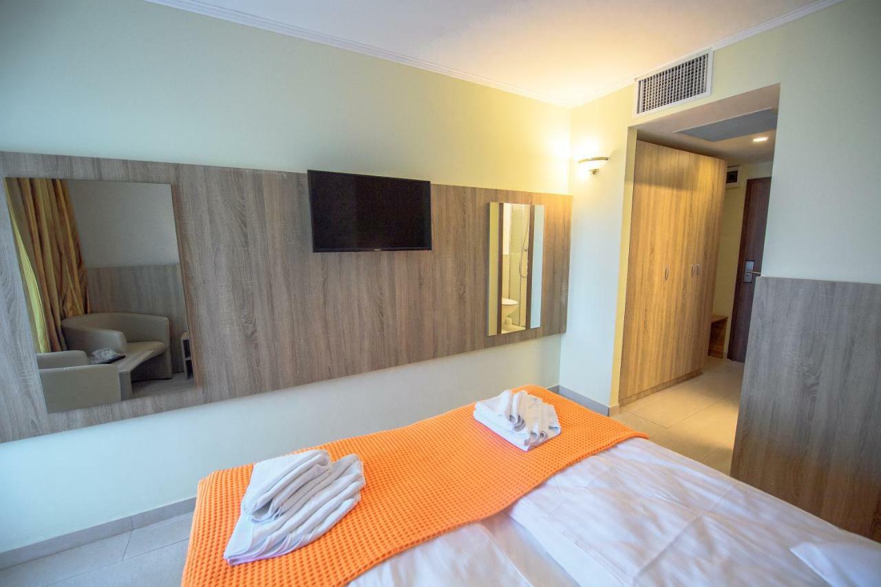 Hotel Piccadilly Mamaia Dış mekan fotoğraf