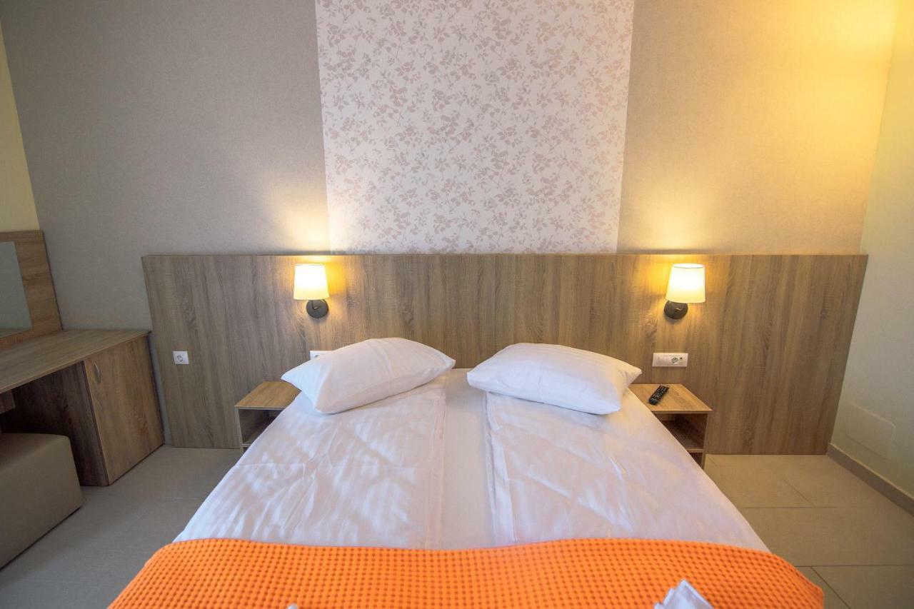 Hotel Piccadilly Mamaia Dış mekan fotoğraf