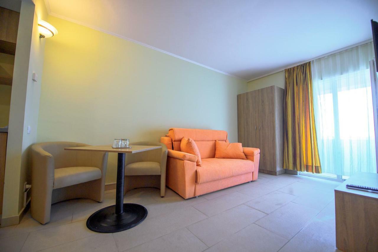 Hotel Piccadilly Mamaia Dış mekan fotoğraf
