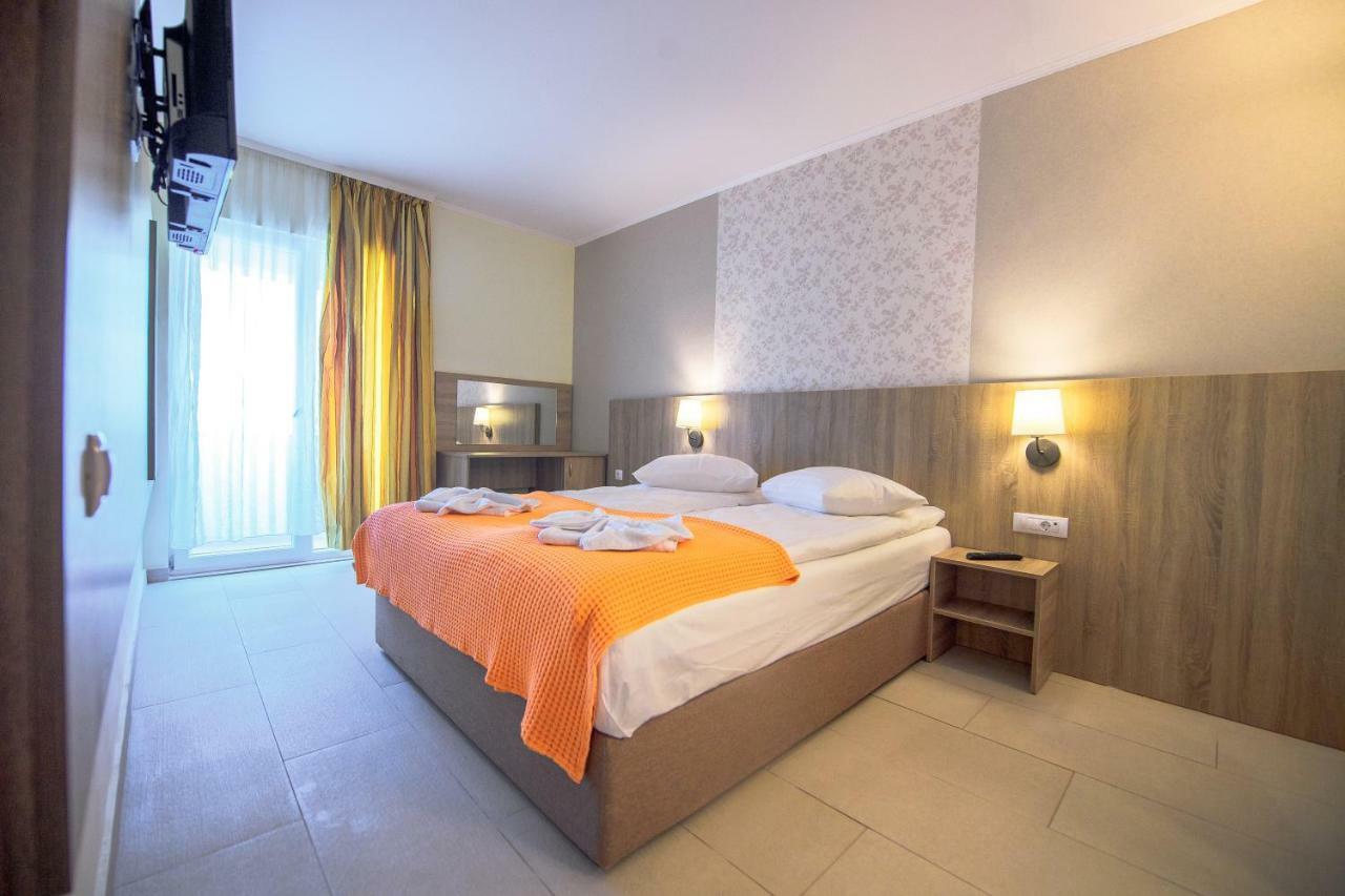 Hotel Piccadilly Mamaia Dış mekan fotoğraf