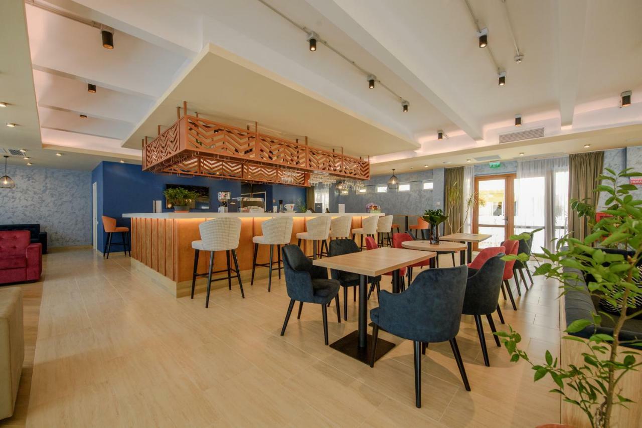 Hotel Piccadilly Mamaia Dış mekan fotoğraf
